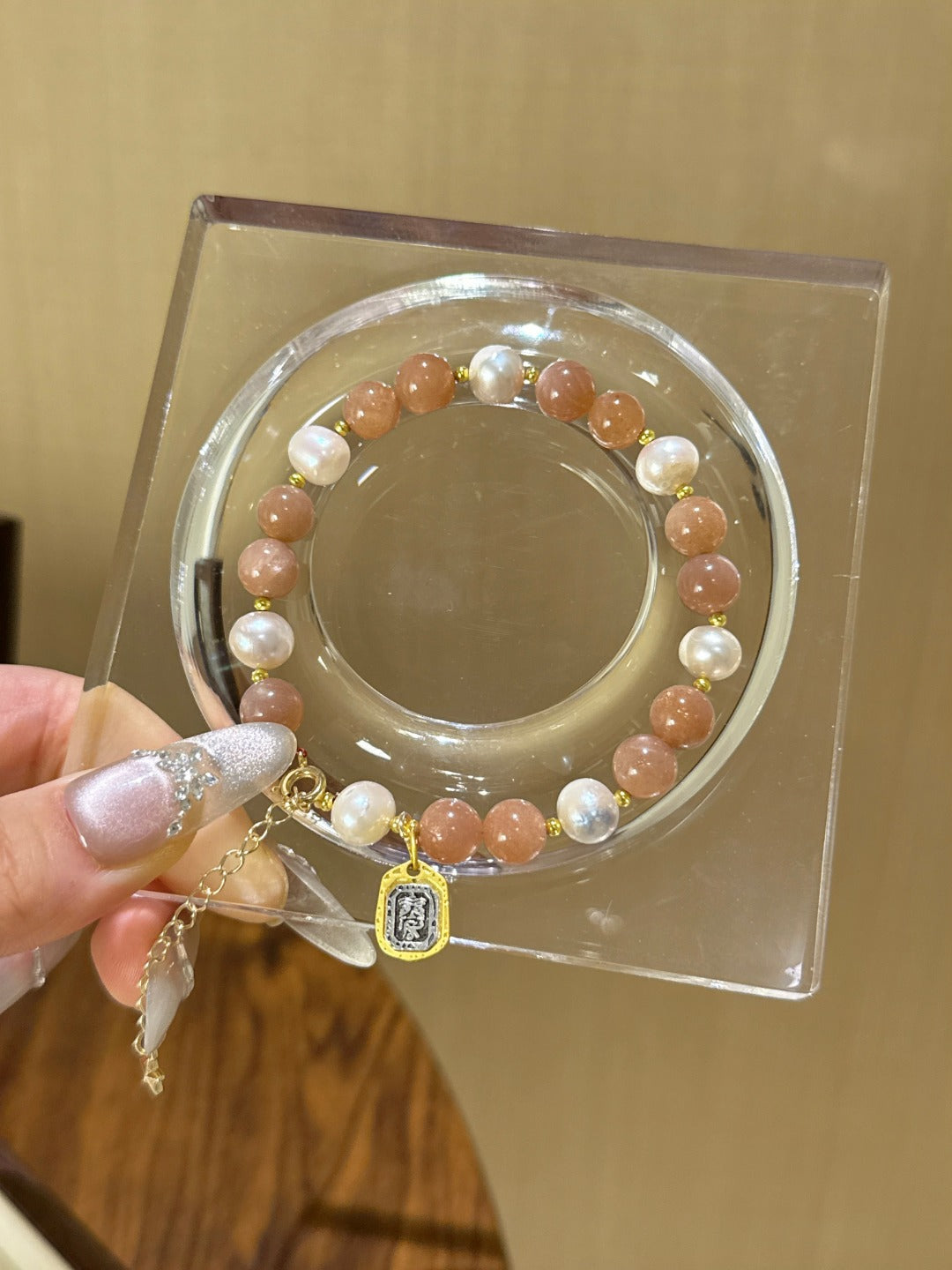 ▪️ Sun stone shell bead bracelet